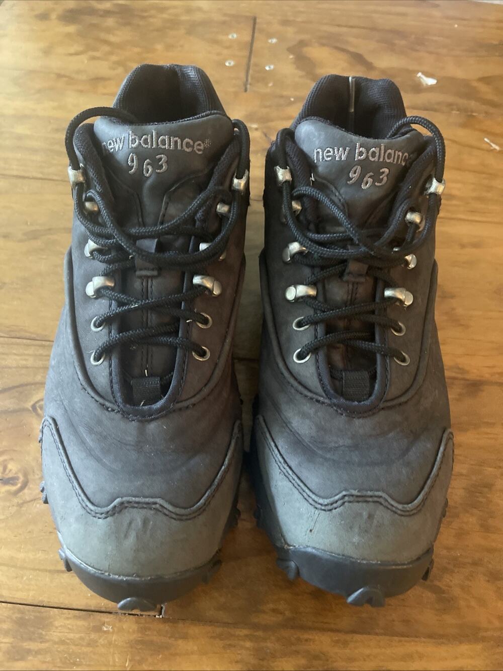 New Balance Womens 963 Hiking Boots WW963BK Athletic Waterproof Black Sz 9.5